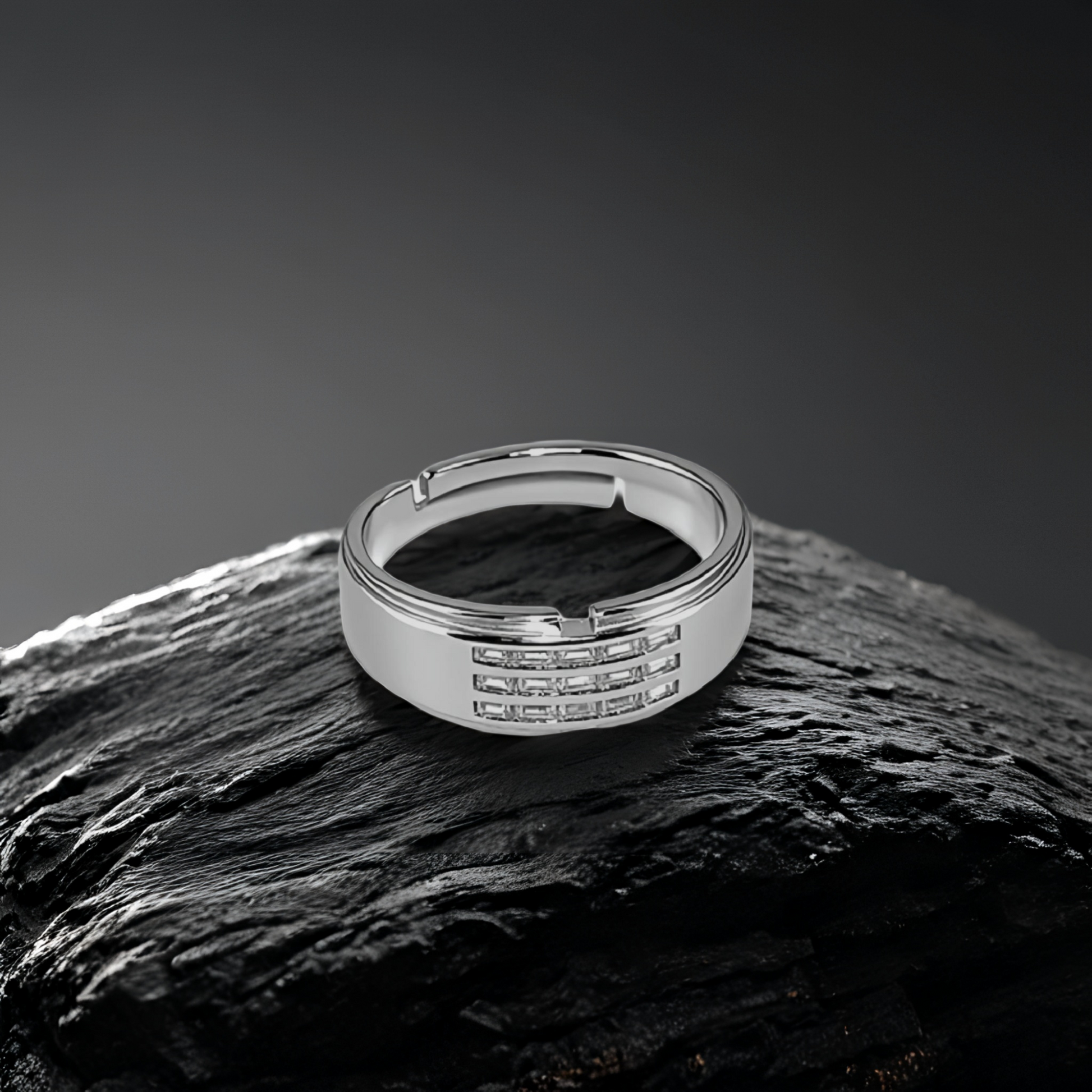 Sterling Silver Trivyn Men`s Ring