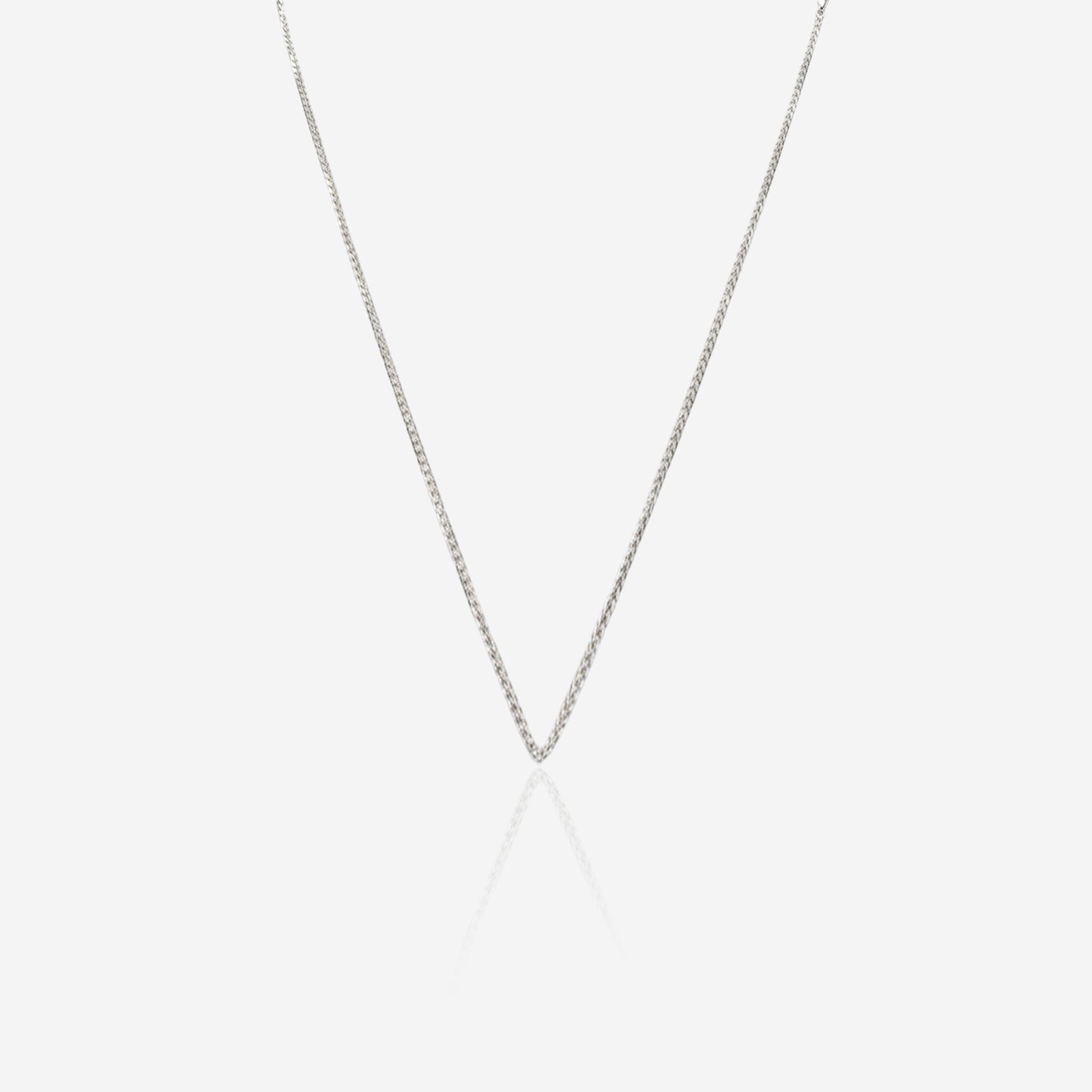 linkveil chain – sterling silver in subtle motion
