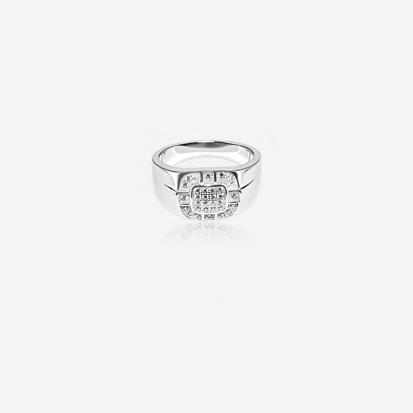 gridelle ring – sterling silver in sleek symmetry