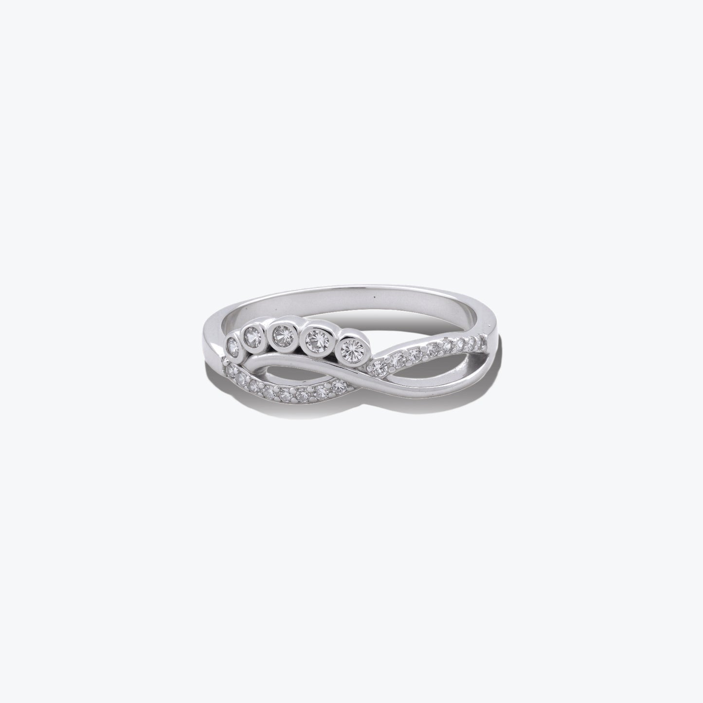 infinity sparkle ring – sterling silver with timeless brilliance