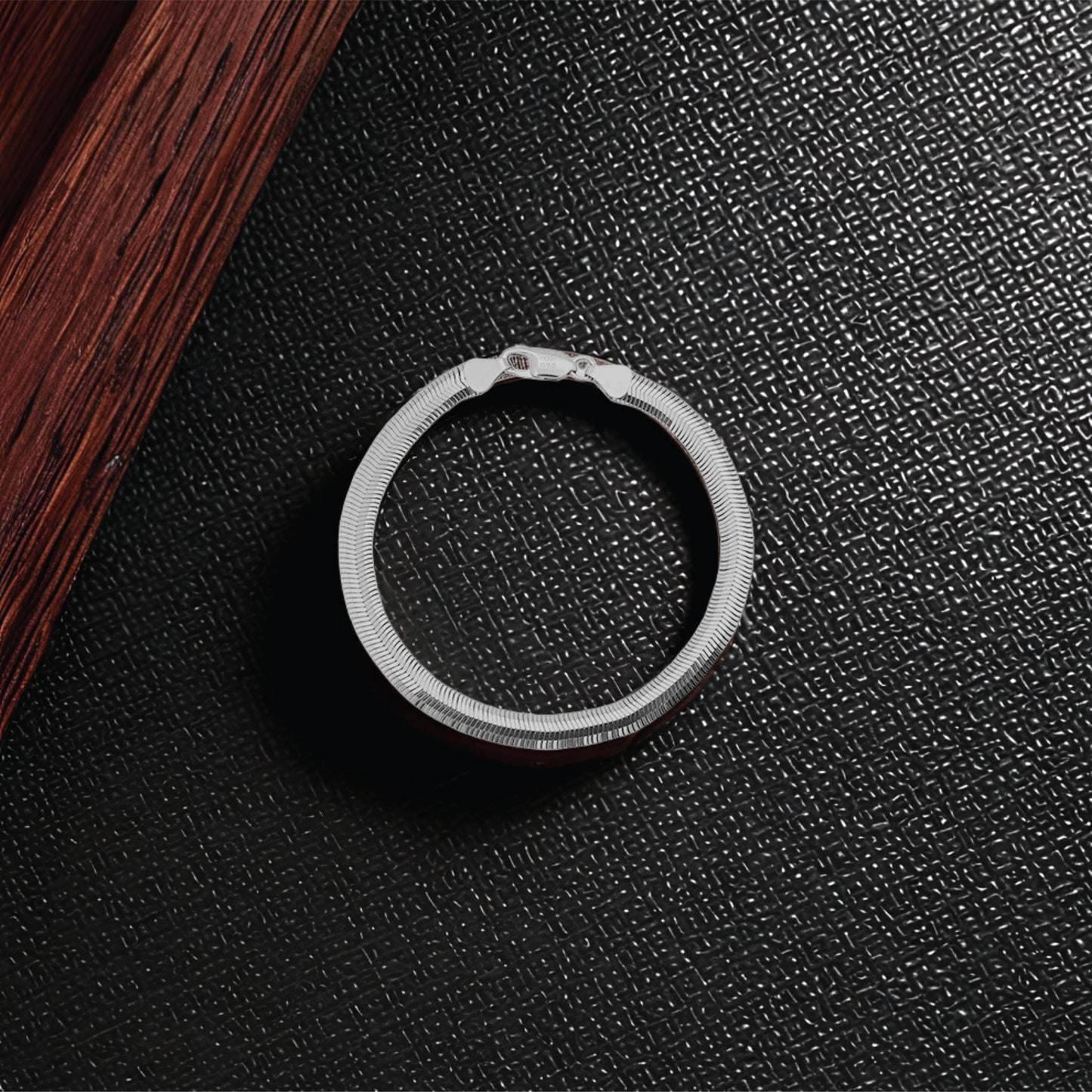 serpenza bracelet – sterling silver in sleek flow