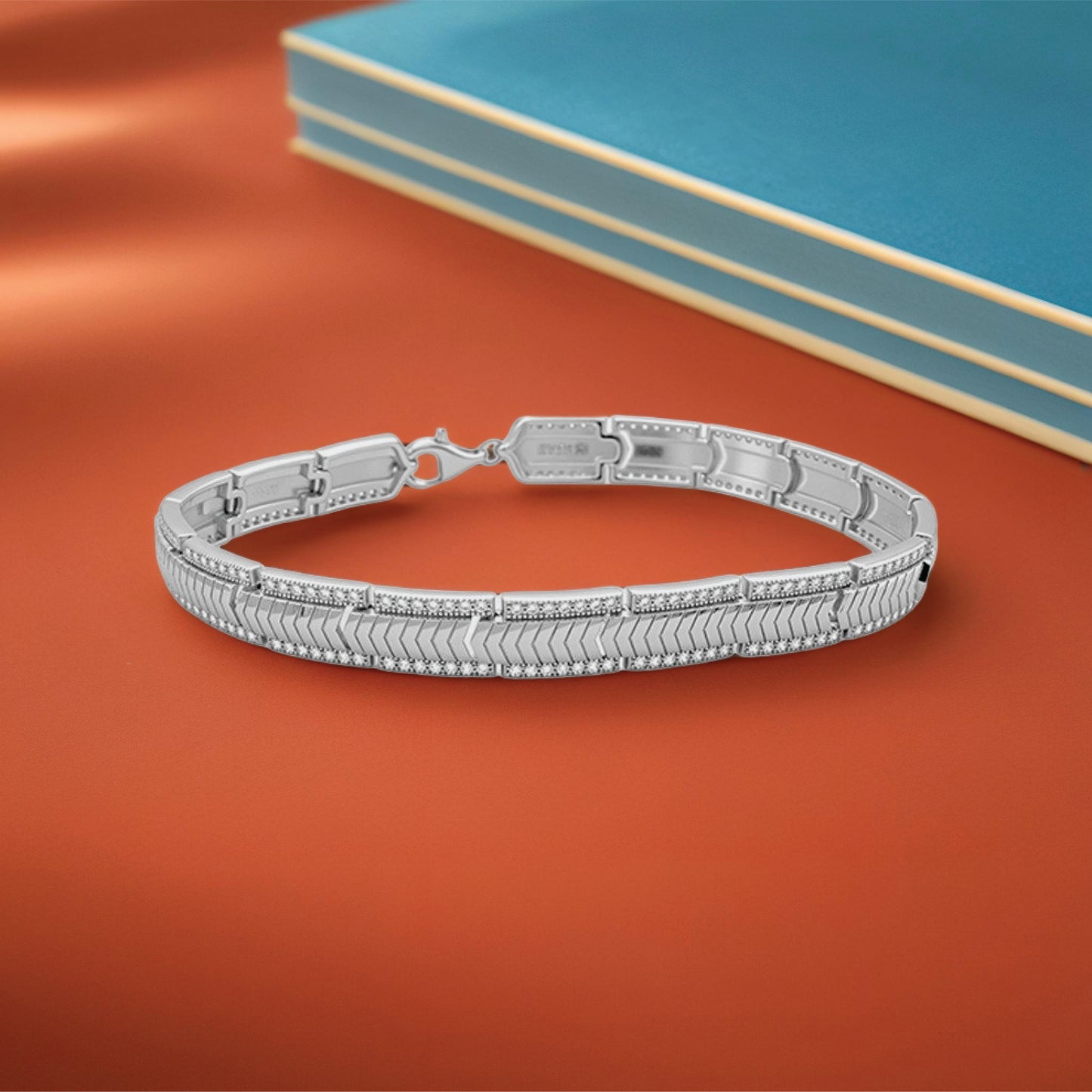 steelflow curb bracelet – sterling silver in bold form