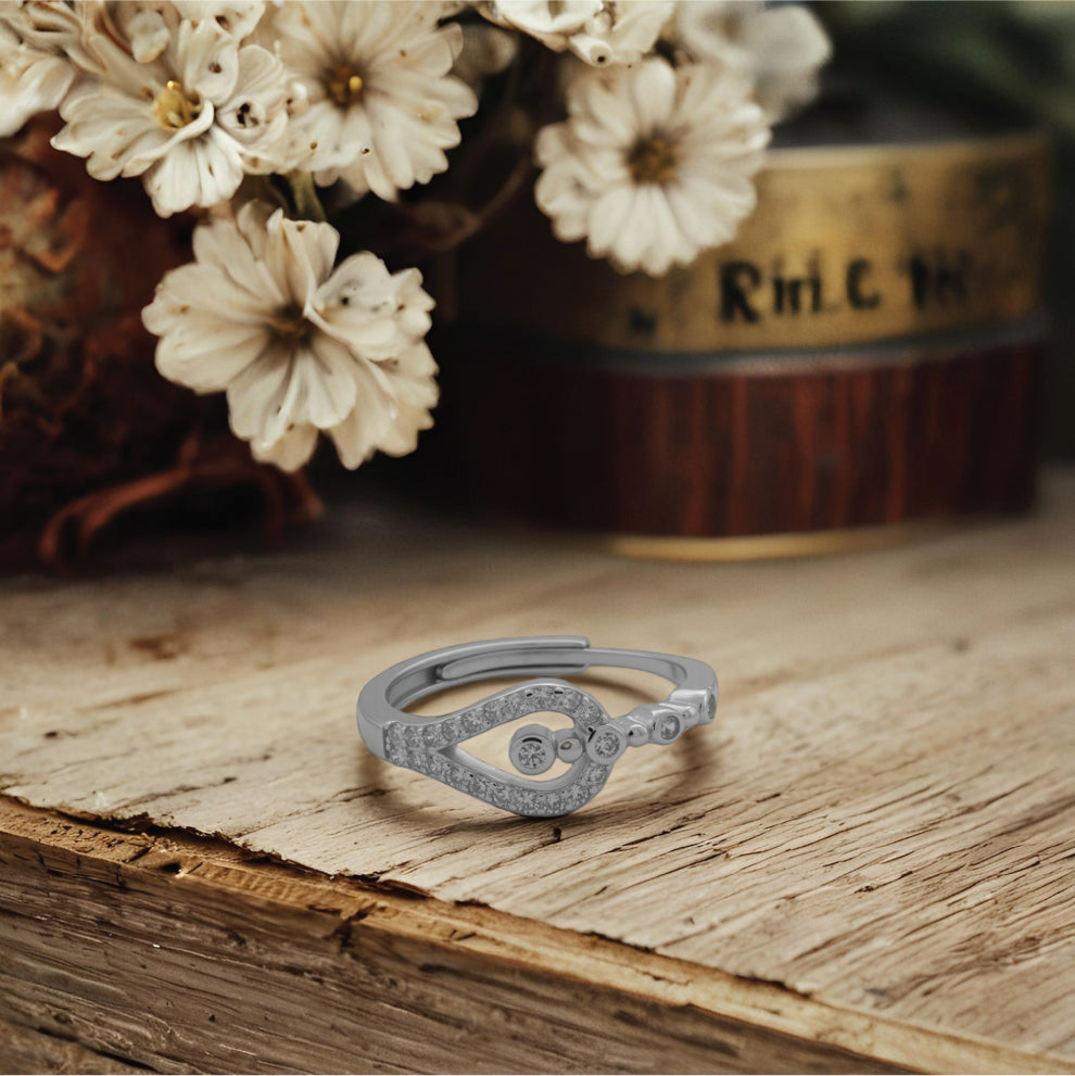 open teardrop ring – sterling silver sparkling