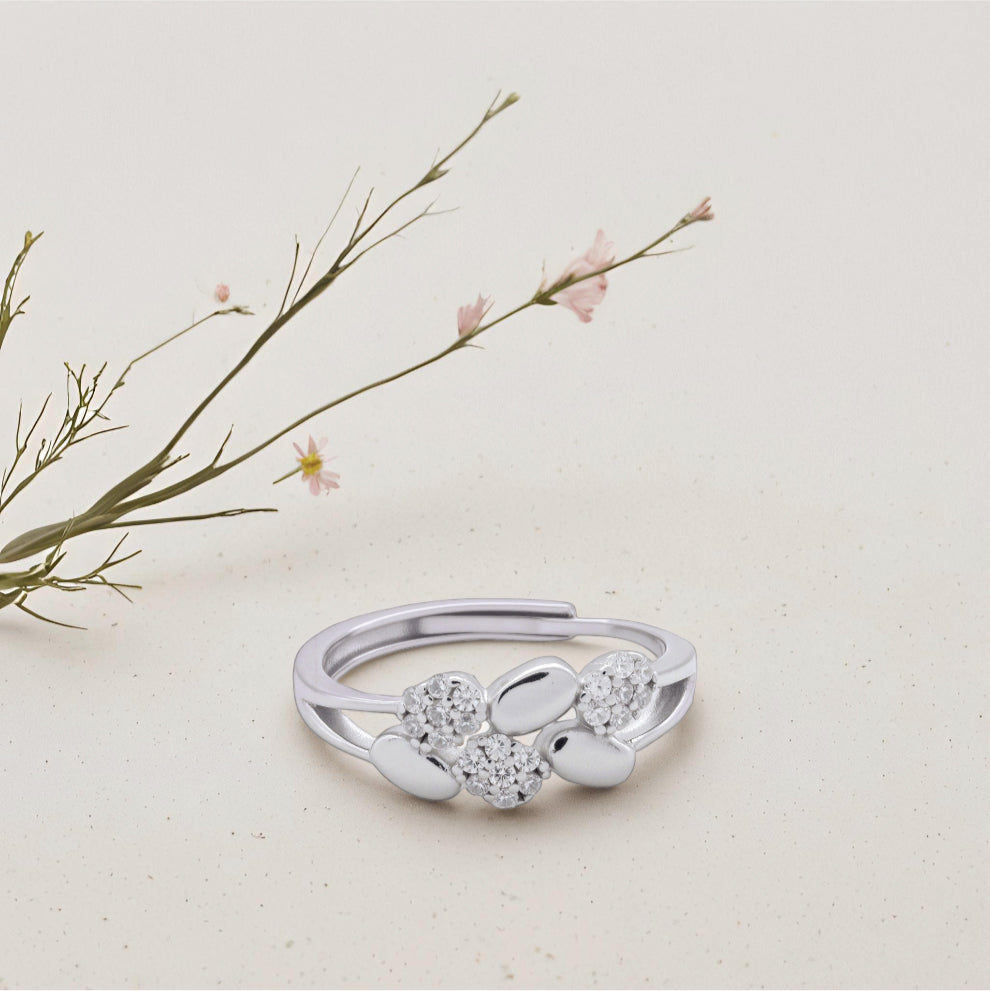 intertwined hearts ring – sterling silver with sparkling elegance