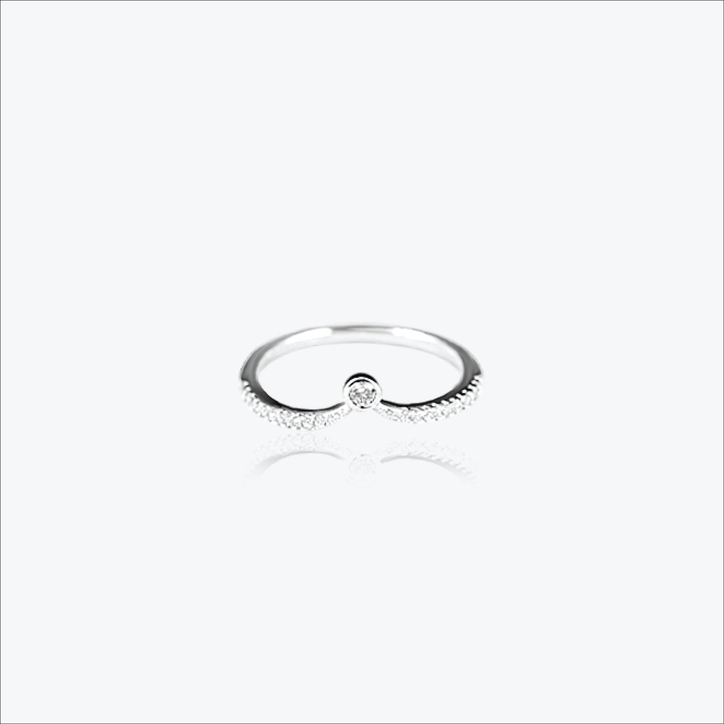 lumora ring – sterling silver in timeless sparkle