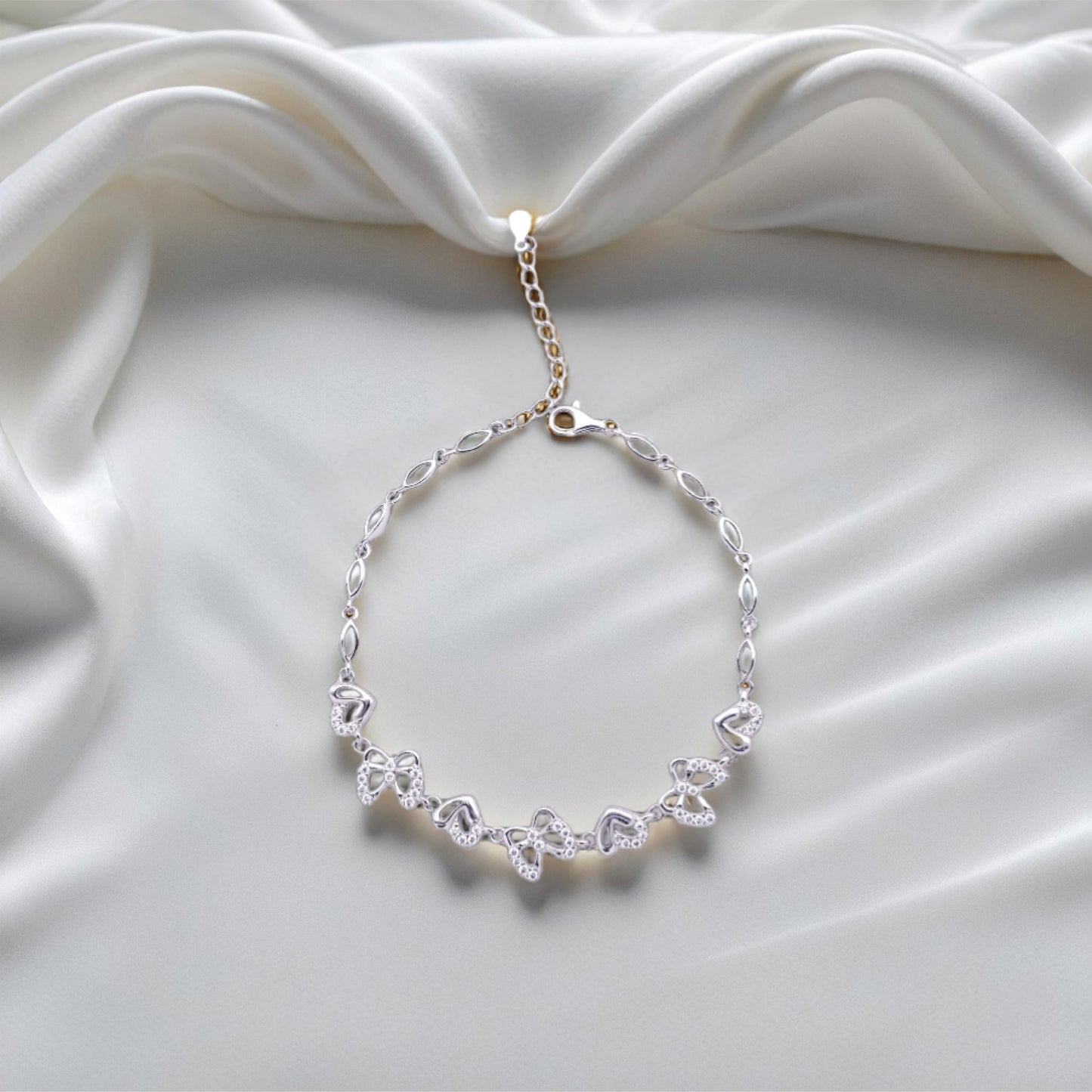 amora link bracelet – sterling silver in romantic grace