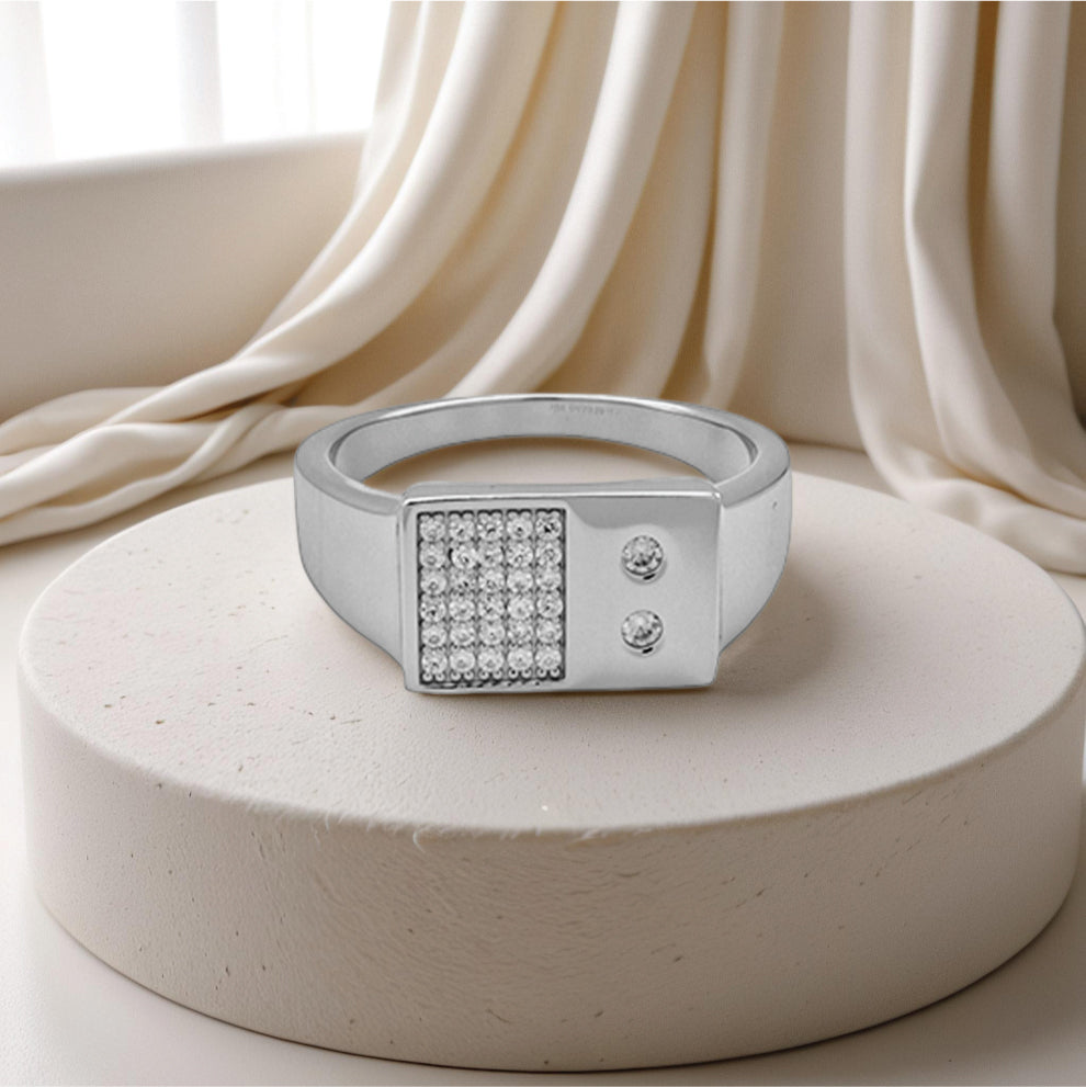 sovereign crest men’s ring – sterling silver with bold diamonds