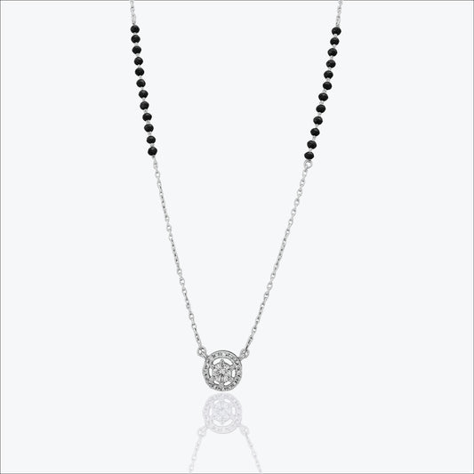 Noirhalo Pendant – Sterling Silver in Contrast
