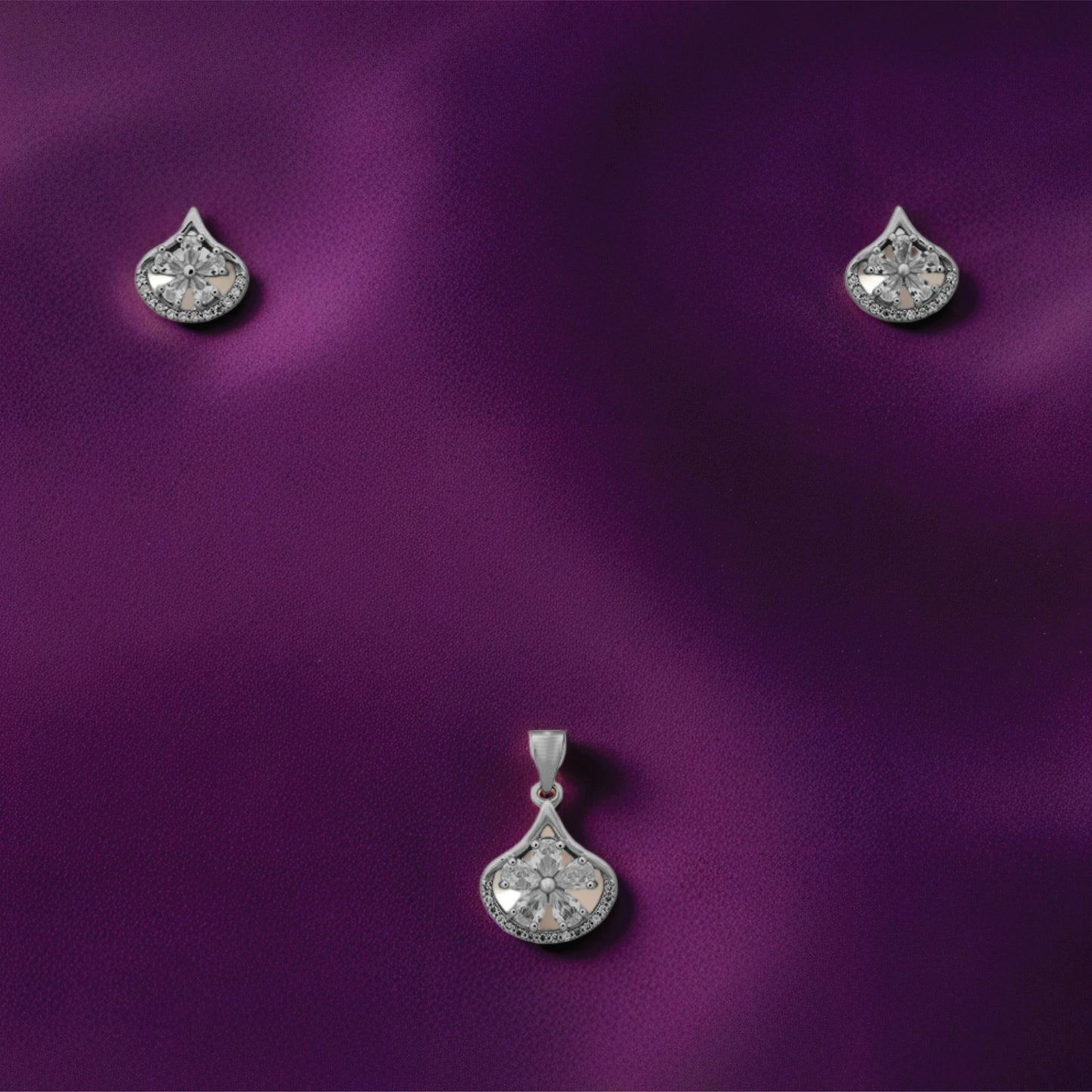 eterna halo pendant – sterling silver shine