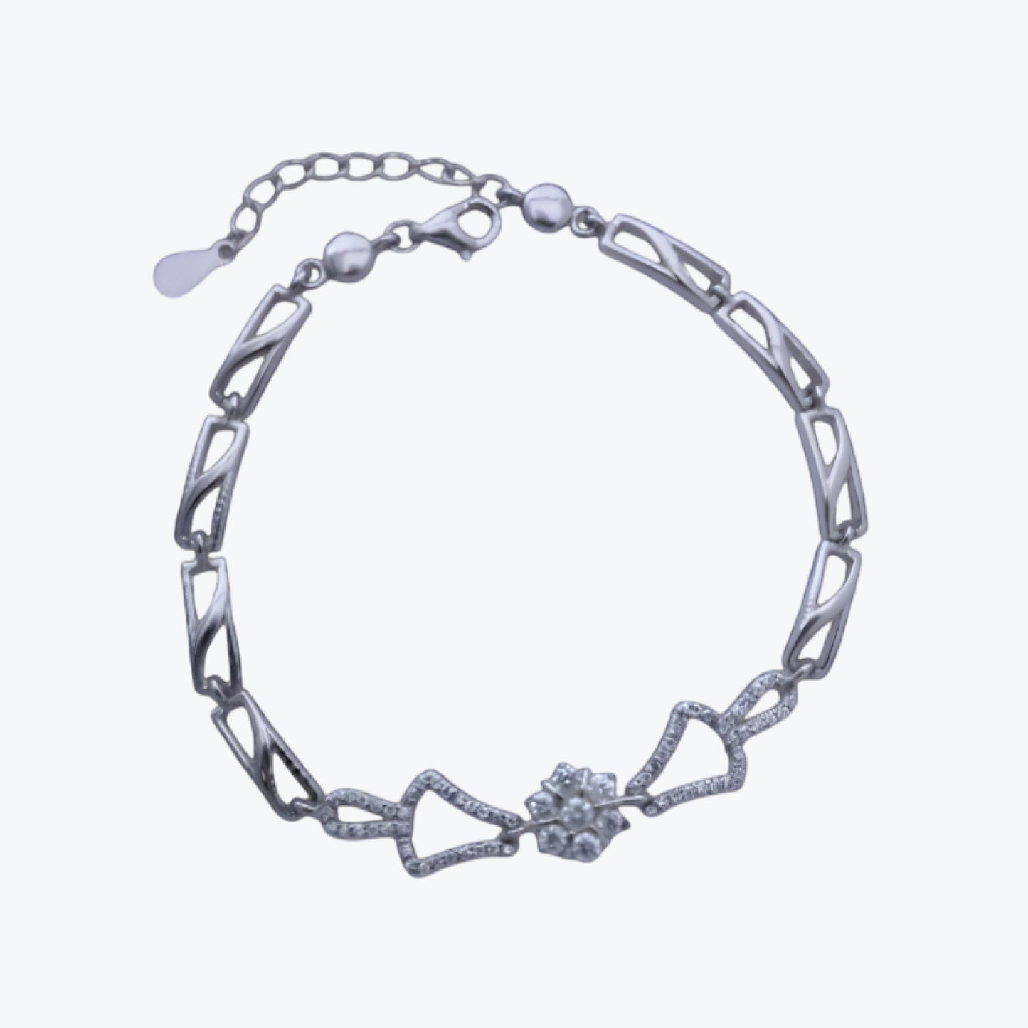 florana bloom bracelet – sterling silver with graceful sparkle