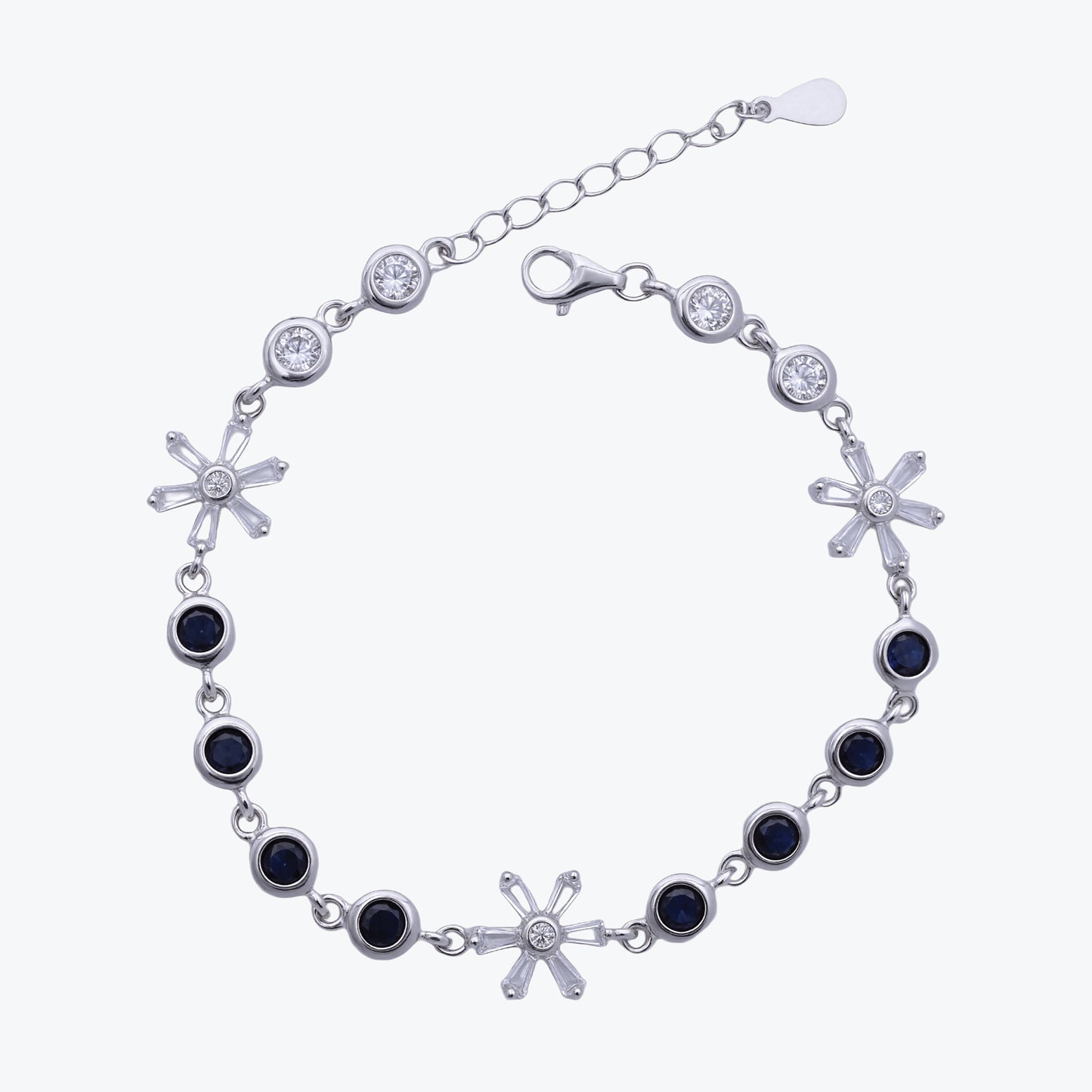heartlink charm bracelet – sterling silver with timeless elegance