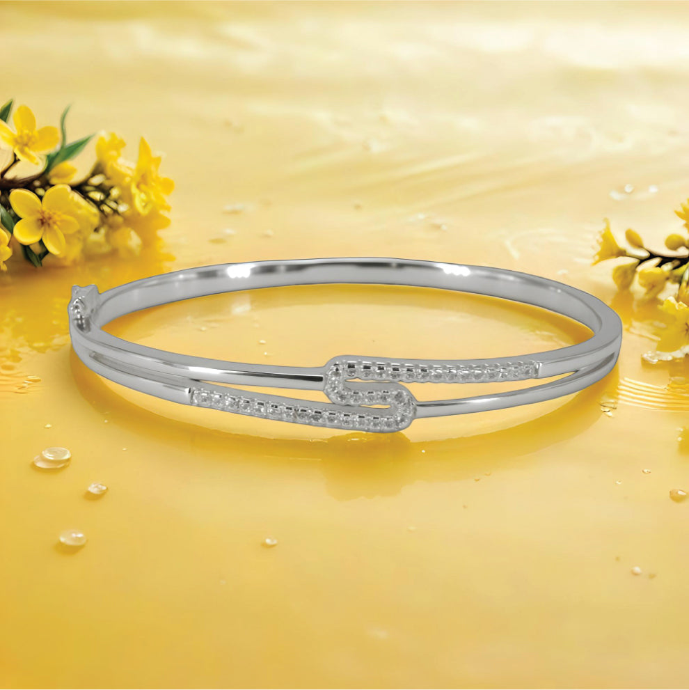 sterling silver bracelet with sparkling elegance