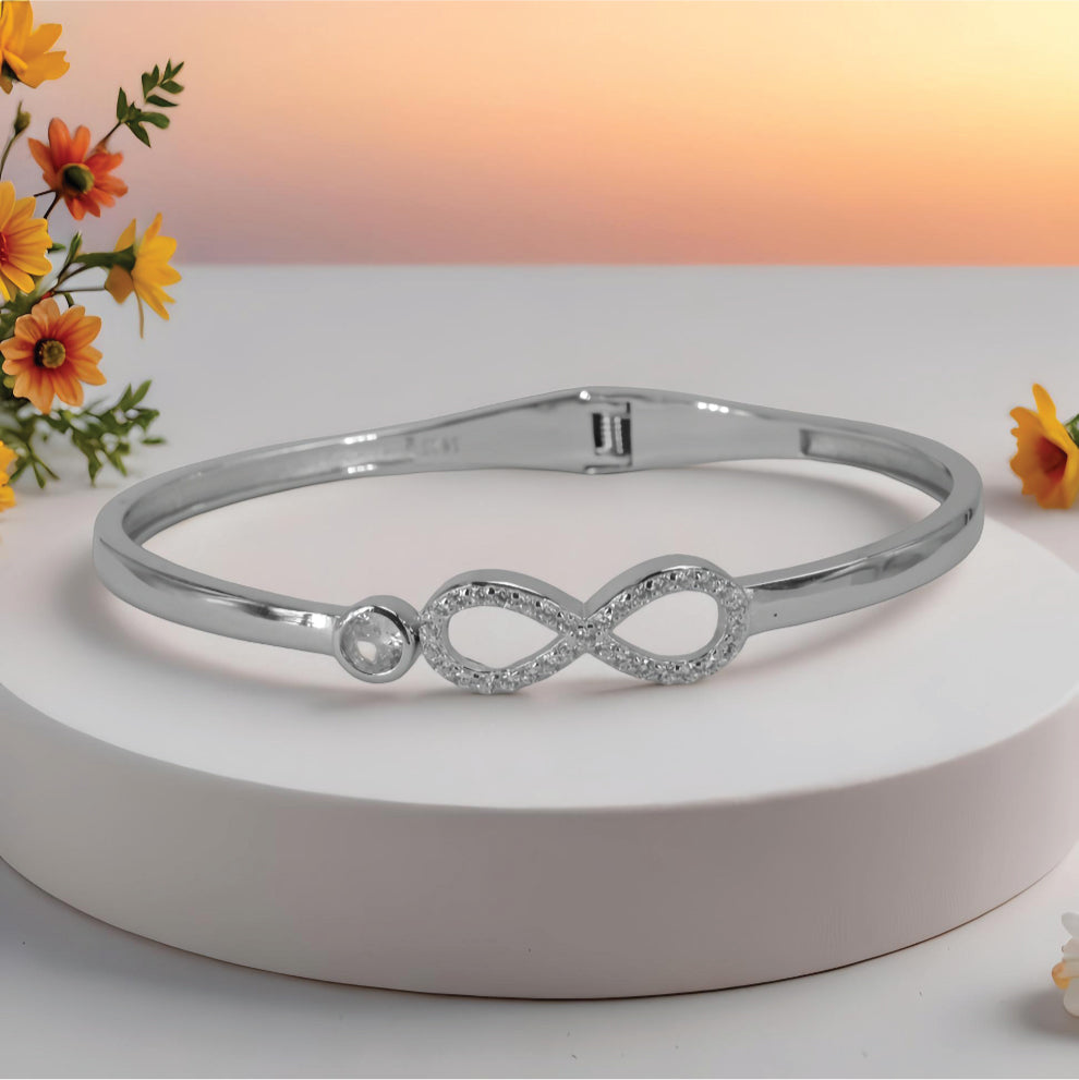 infinity bracelet – sterling silver with brilliance