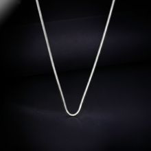 Slip Chain – Sterling Silver in Seamless Motion