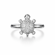Silver Shellcrest Band Ring