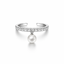 Silver Pearl patterned Women`s Ring