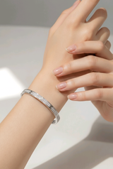 Simple Round Women`s Band in Silver