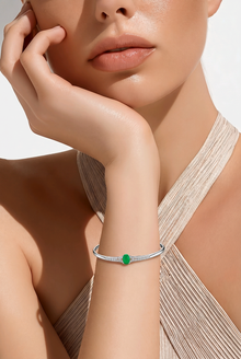 Green center emerald Bracelet in Silver