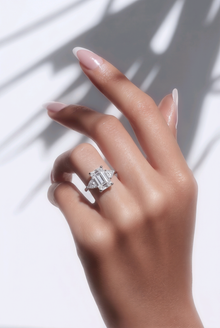 Maris Beam Women`s Ring in Silver