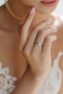 Radiance Arc Women`s Ring in Silver
