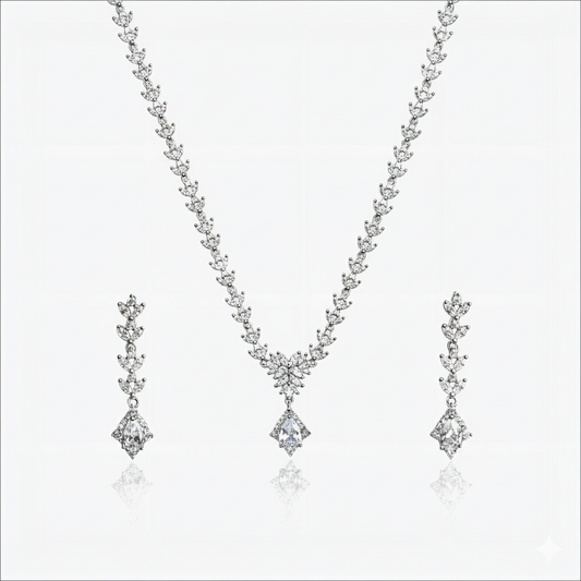 Veloura Necklace – Sterling Silver in Graceful Geometry