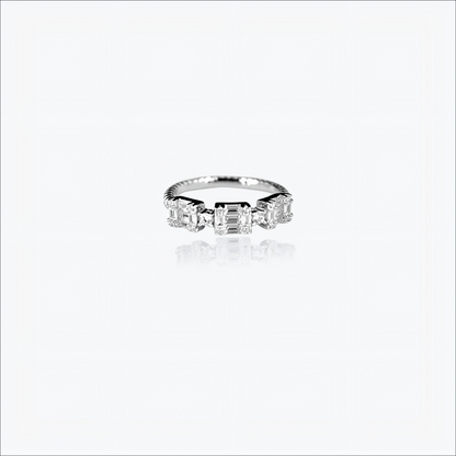 Rectelle Ring – Sterling Silver in Sleek Sparkle