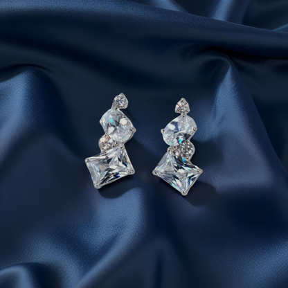 Trilustra Beam Earring– Sterling Silver