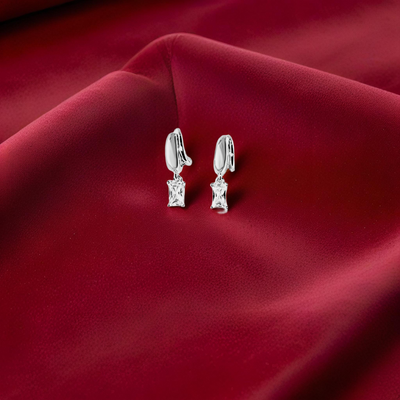Arcgleam Beam Earring– Sterling Silver