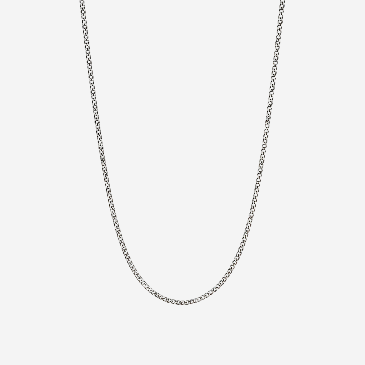 linkveil sterling silver chain in subtle motion