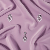 Interlock Patterned Pendant in silver