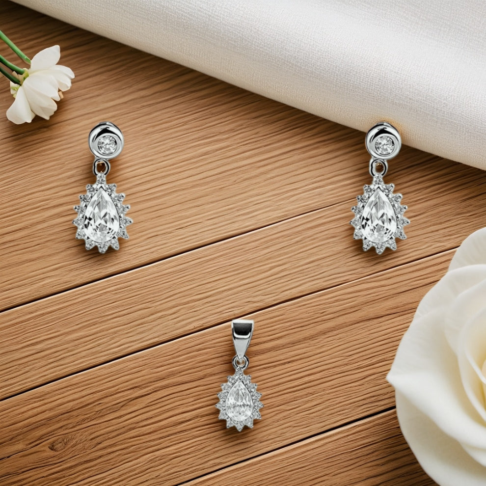 Silver Elara Teardrop Pendant