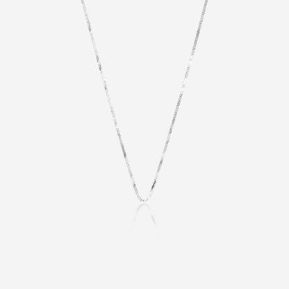 Serpentide Chain – Sterling Silver in Sleek Motion