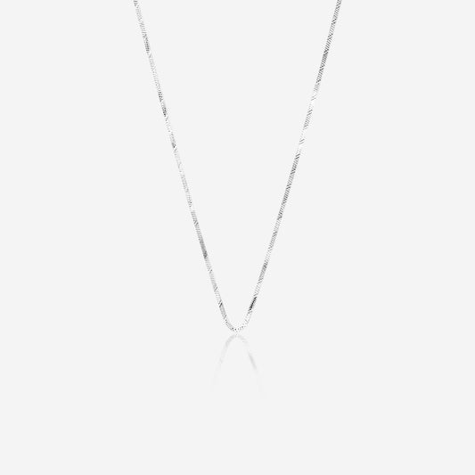 Serpentide Chain – Sterling Silver in Sleek Motion