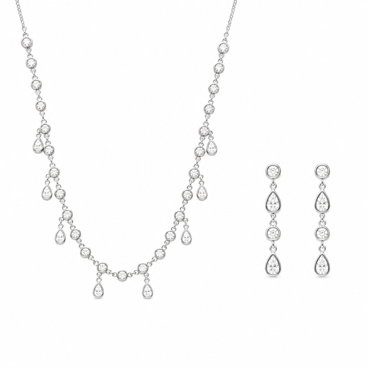 Silver Elira Necklace in Flowing Sparkle