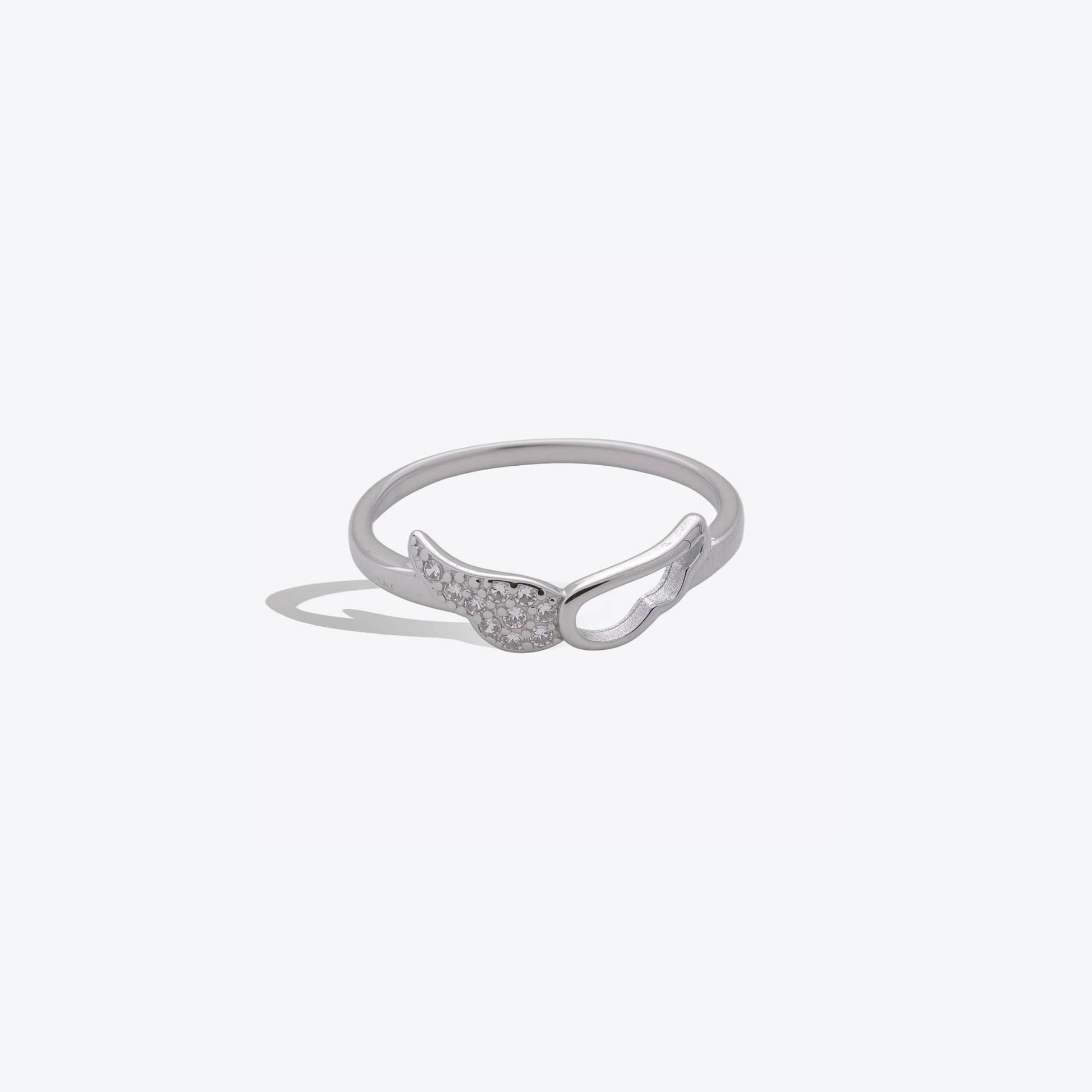 Wing Elegance Ring – A Sterling Silver Touch of Grace