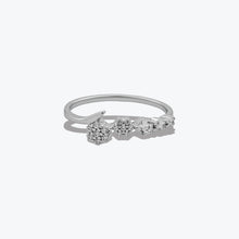 Blooming Brilliance Ring – Sterling Silver with Floral Elegance