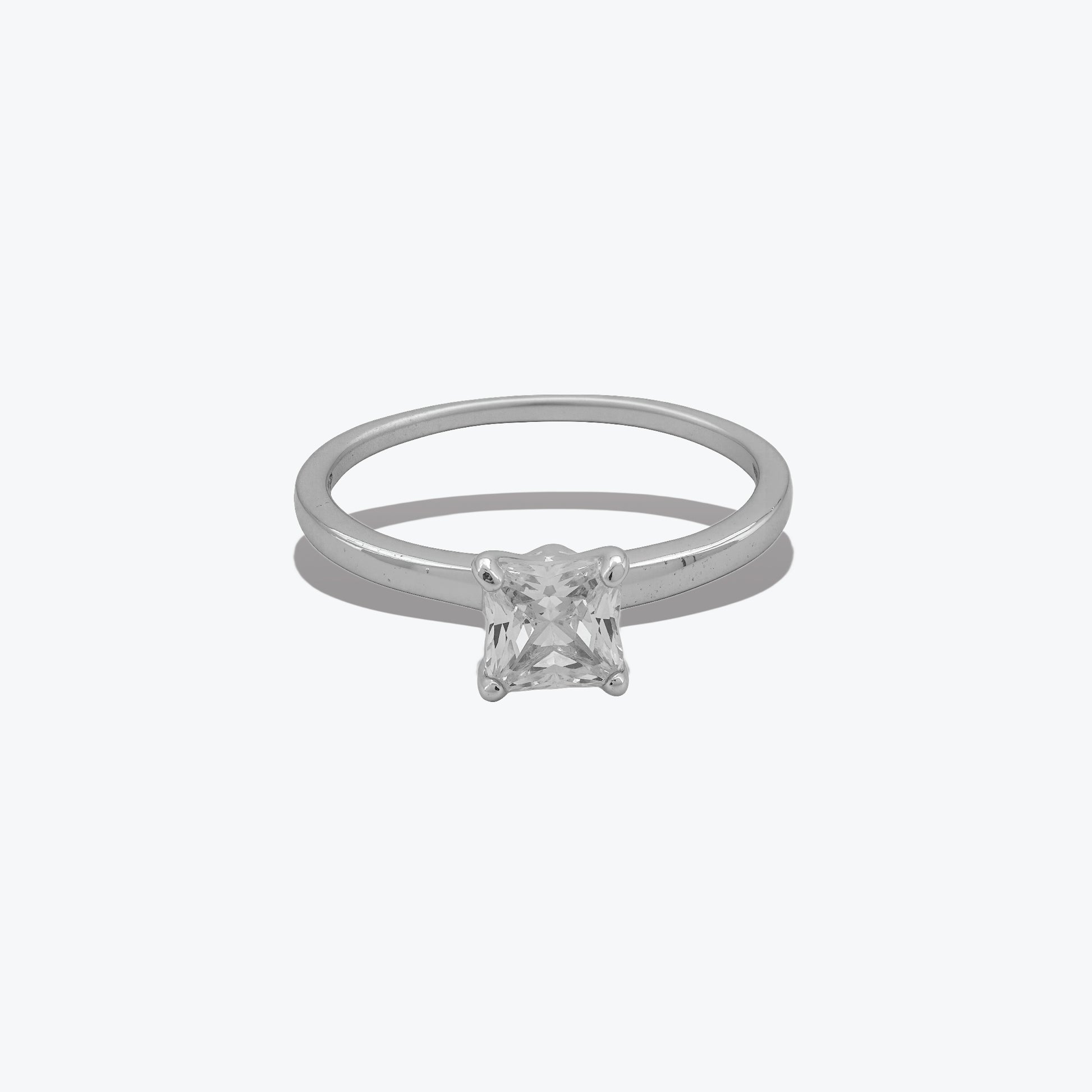 Regal Square Ring – Sterling Silver with Timeless Sophistication