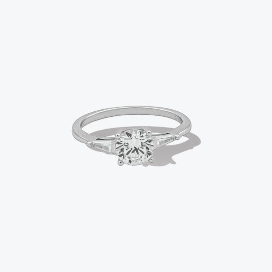 Eterna Diamond Ring – Sterling Silver with Classic Brilliance 