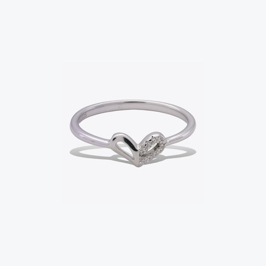 Sterling Silver Heart Ring – A Timeless Symbol of Love