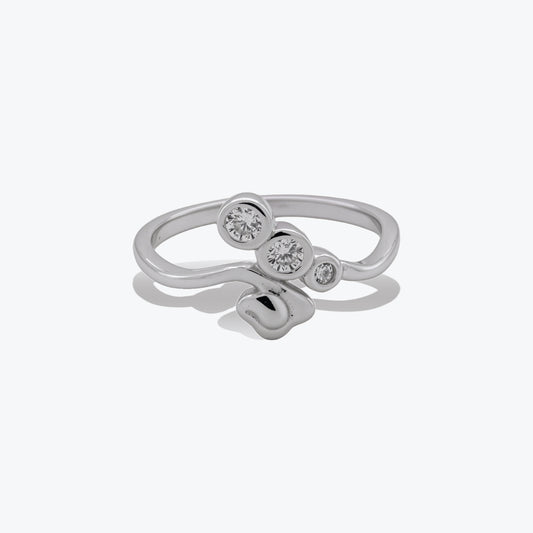 Trio Bezel Ring – Sterling Silver with Modern Elegance