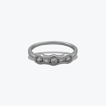 Timeless grace ring - sterling silver