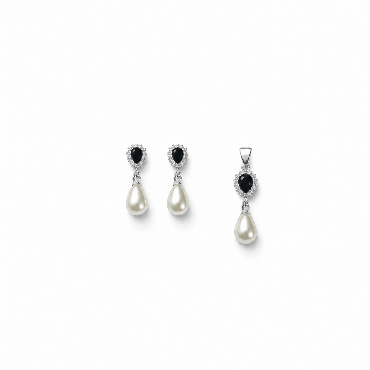 Black Pearl Pendant with earrings in silver