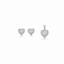 Heart Gleam Pendant with earrings in silver