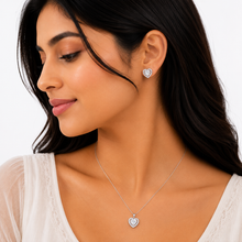 Heart Gleam Pendant with earrings in silver