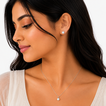 Pearl Pendant with earrings in silver