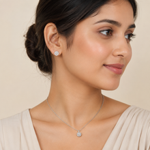 Eira Flow Pendant with earrings in silver