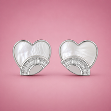 Silver Artistic Eye Women`s Studs