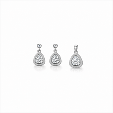 Eira Trio Pendant with earrings set in Silver