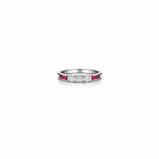 Maris Point Women`s Ring in Silver
