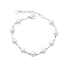 Pearl Embrace Bracelet in Silver